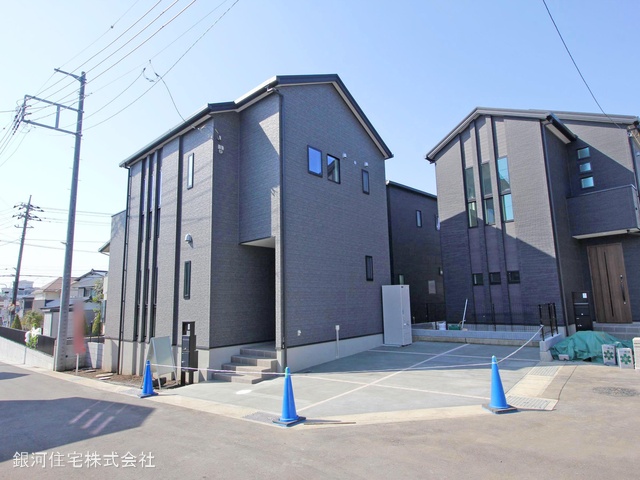 G00351012 神奈川県秦野市水神町 中古一戸建て 4180万円 土地面積140.06m² (約42.36坪) 建物面積100.52m² (約30.40坪) 間取り４ＬＤＫ 築年月2024年03月(築1年)【外観2】