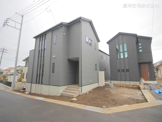 G00351012 神奈川県秦野市水神町 中古一戸建て 4180万円 土地面積140.06m² (約42.36坪) 建物面積100.52m² (約30.40坪) 間取り４ＬＤＫ 築年月2024年03月(築1年)【外観5】