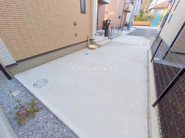 G00351432 神奈川県相模原市緑区下九沢 中古一戸建て 3680万円 土地面積120.92m² (約36.57坪) 建物面積96.04m² (約29.05坪) 間取り３ＬＤＫ 築年月2024年04月(築1年)【外観10】
