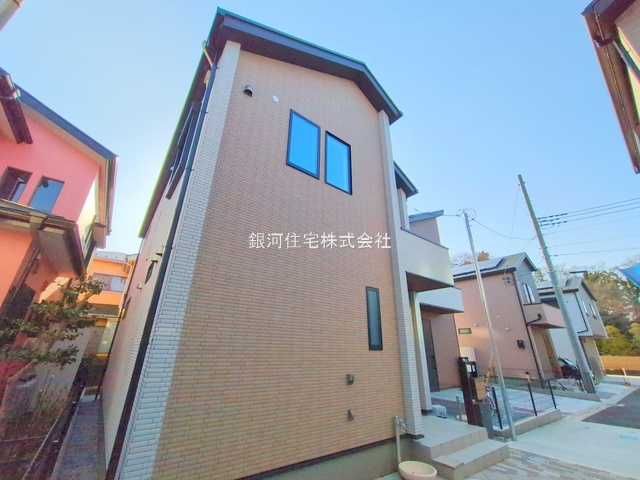 G00351432 神奈川県相模原市緑区下九沢 中古一戸建て 3680万円 土地面積120.92m² (約36.57坪) 建物面積96.04m² (約29.05坪) 間取り３ＬＤＫ 築年月2024年04月(築1年)【外観12】