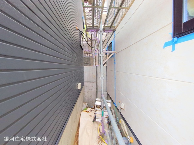 G00356944 神奈川県横浜市港北区篠原町 新築一戸建て 6580万円 土地面積118.79m² (約35.93坪) 建物面積99.00m² (約29.94坪) 築年月2025年06月【外観5】