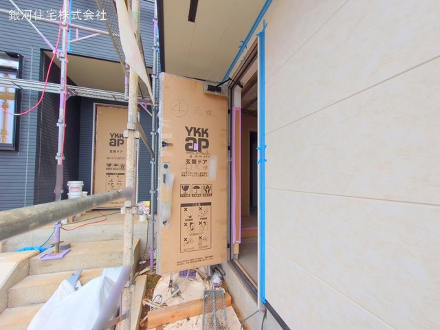 G00356944 神奈川県横浜市港北区篠原町 新築一戸建て 6580万円 土地面積118.79m² (約35.93坪) 建物面積99.00m² (約29.94坪) 築年月2025年06月【外観15】