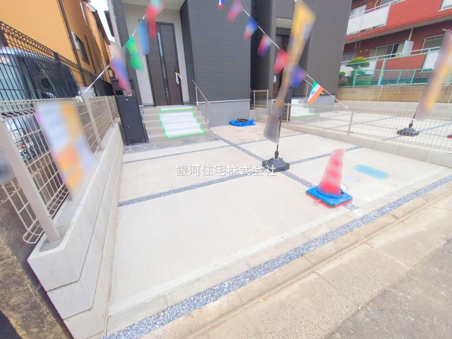 G00362915 埼玉県さいたま市南区大字大谷口 新築一戸建て 3680万円 土地面積94.23m² (約28.50坪) 建物面積105.30m² (約31.85坪) 間取り３ＬＤＫ 築年月2025年04月(築１年以内)【外観11】