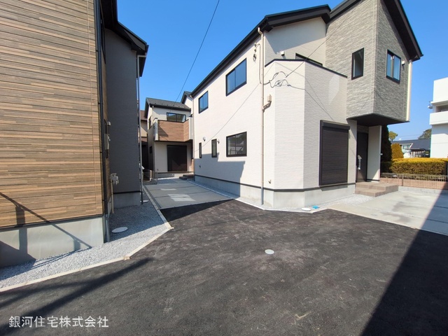 G00367838 埼玉県上尾市柏座３丁目 新築一戸建て 4099万円 土地面積138.77m² (約41.97坪) 建物面積94.40m² (約28.55坪) 間取り３ＬＤＫ 築年月2025年01月(築１年以内)【外観3】