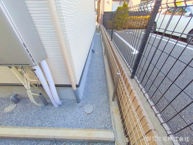 G00367838 埼玉県上尾市柏座３丁目 新築一戸建て 4099万円 土地面積138.77m² (約41.97坪) 建物面積94.40m² (約28.55坪) 間取り３ＬＤＫ 築年月2025年01月(築１年以内)【外観6】
