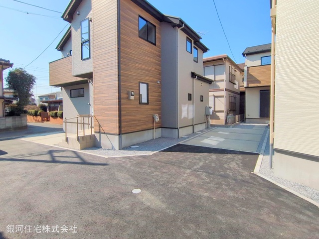 G00367838 埼玉県上尾市柏座３丁目 新築一戸建て 4099万円 土地面積138.77m² (約41.97坪) 建物面積94.40m² (約28.55坪) 間取り３ＬＤＫ 築年月2025年01月(築１年以内)【外観12】