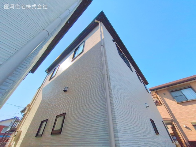 G00367838 埼玉県上尾市柏座３丁目 新築一戸建て 4099万円 土地面積138.77m² (約41.97坪) 建物面積94.40m² (約28.55坪) 間取り３ＬＤＫ 築年月2025年01月(築１年以内)【外観15】