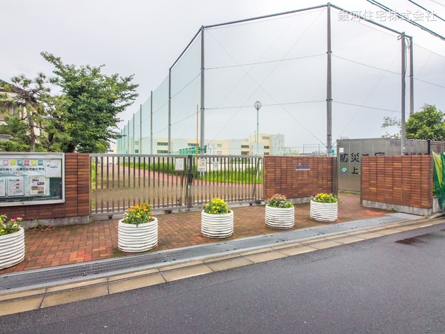 G00367838 埼玉県上尾市柏座３丁目 新築一戸建て 4099万円 土地面積138.77m² (約41.97坪) 建物面積94.40m² (約28.55坪) 間取り３ＬＤＫ 築年月2025年01月(築１年以内)【周辺環境】上尾市立富士見小学校