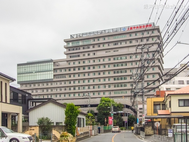 G00367838 埼玉県上尾市柏座３丁目 新築一戸建て 4099万円 土地面積138.77m² (約41.97坪) 建物面積94.40m² (約28.55坪) 間取り３ＬＤＫ 築年月2025年01月(築１年以内)【周辺環境】上尾中央総合病院
