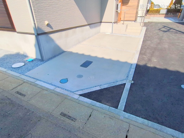 G00367840 埼玉県上尾市柏座３丁目 新築一戸建て 4899万円 土地面積94.42m² (約28.56坪) 建物面積104.59m² (約31.63坪) 間取り４ＬＤＫ 築年月2025年02月(築１年以内)【外観8】