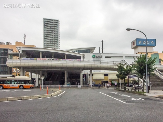 G00367840 埼玉県上尾市柏座３丁目 新築一戸建て 4899万円 土地面積94.42m² (約28.56坪) 建物面積104.59m² (約31.63坪) 間取り４ＬＤＫ 築年月2025年02月(築１年以内)【周辺環境】高崎線「上尾」駅