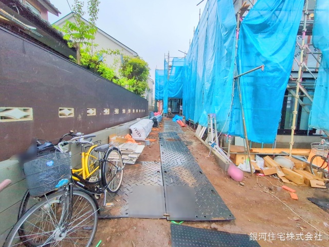 G00367846 東京都西東京市向台町４丁目 新築一戸建て 7090万円 土地面積159.49m² (約48.24坪) 建物面積104.74m² (約31.68坪) 間取り３ＳＬＤＫ 築年月2025年04月【外観2】