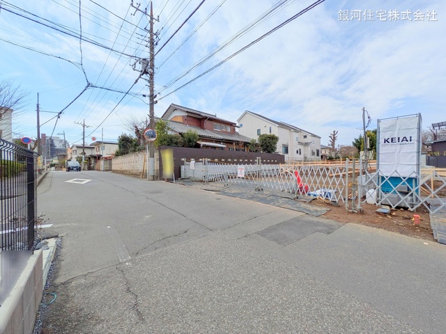 G00367846 東京都西東京市向台町４丁目 新築一戸建て 7090万円 土地面積159.49m² (約48.24坪) 建物面積104.74m² (約31.68坪) 間取り３ＳＬＤＫ 築年月2025年04月【外観6】