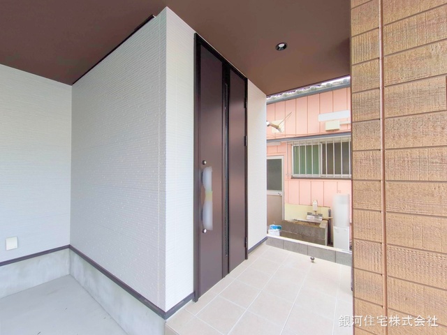 G00367927 神奈川県大和市上和田 新築一戸建て 3680万円 土地面積50.00m² (約15.12坪) 建物面積93.95m² (約28.41坪) 間取り３ＬＤＫ 築年月2025年03月(築１年以内)【外観14】
