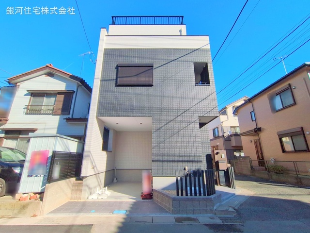 G00367930 埼玉県川口市大字安行領根岸 新築一戸建て 5190万円 土地面積77.70m² (約23.50坪) 建物面積137.03m² (約41.45坪) 間取り３ＳＬＤＫ 築年月2024年12月(築１年以内)【外観2】