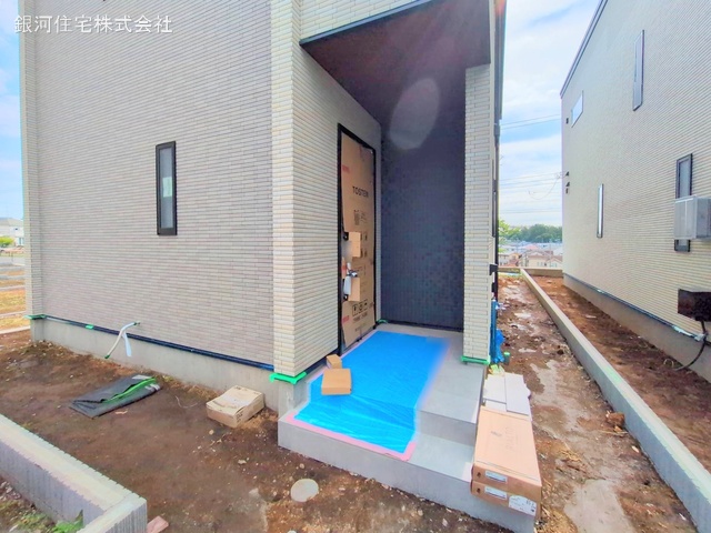 G00369460 神奈川県綾瀬市深谷中２丁目 新築一戸建て 4480万円 土地面積151.41m² (約45.80坪) 建物面積102.26m² (約30.93坪) 間取り４ＬＤＫ 築年月2025年05月【外観10】
