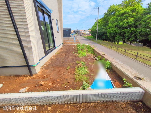 G00369460 神奈川県綾瀬市深谷中２丁目 新築一戸建て 4480万円 土地面積151.41m² (約45.80坪) 建物面積102.26m² (約30.93坪) 間取り４ＬＤＫ 築年月2025年05月【外観18】