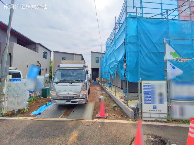 G00369461 神奈川県綾瀬市深谷中２丁目 新築一戸建て 4530万円 土地面積156.50m² (約47.34坪) 建物面積96.88m² (約29.30坪) 間取り３ＬＤＫ 築年月2025年05月【外観2】