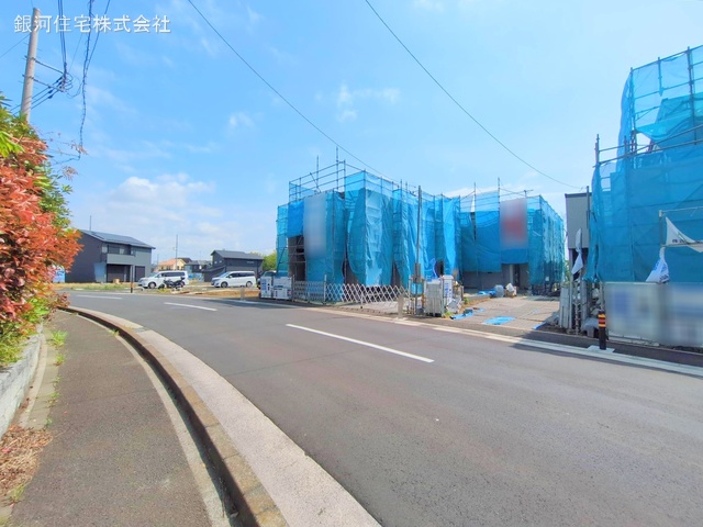 G00369461 神奈川県綾瀬市深谷中２丁目 新築一戸建て 4530万円 土地面積156.50m² (約47.34坪) 建物面積96.88m² (約29.30坪) 間取り３ＬＤＫ 築年月2025年05月【外観6】
