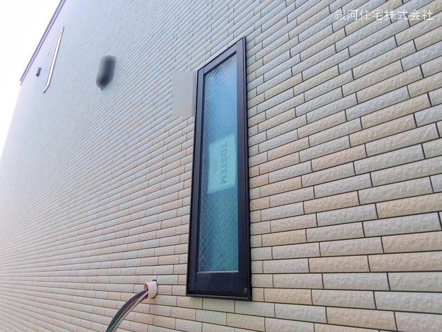 G00369464 神奈川県綾瀬市深谷中２丁目 新築一戸建て 4530万円 土地面積158.16m² (約47.84坪) 建物面積101.77m² (約30.78坪) 間取り３ＬＤＫ 築年月2025年05月【外観4】