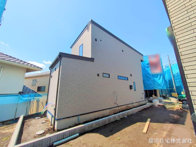 G00369470 神奈川県綾瀬市深谷中２丁目 新築一戸建て 4280万円 土地面積150.47m² (約45.51坪) 建物面積101.22m² (約30.61坪) 間取り３ＬＤＫ 築年月2025年05月【外観12】