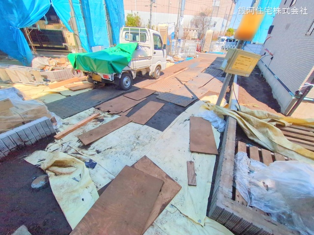 G00369470 神奈川県綾瀬市深谷中２丁目 新築一戸建て 4280万円 土地面積150.47m² (約45.51坪) 建物面積101.22m² (約30.61坪) 間取り３ＬＤＫ 築年月2025年05月【外観17】