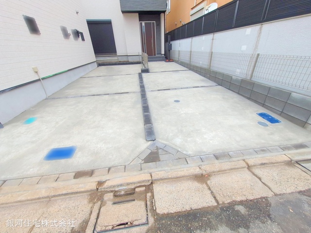 G00371480 千葉県市川市菅野４丁目 新築一戸建て 6790万円 土地面積92.83m² (約28.08坪) 建物面積90.25m² (約27.30坪) 間取り４ＬＤＫ 築年月2025年04月(築１年以内)【外観12】