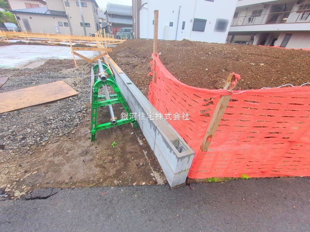 G00375772 千葉県習志野市藤崎２丁目 新築一戸建て 5290万円 土地面積110.00m² (約33.27坪) 建物面積97.40m² (約29.46坪) 間取り３ＳＬＤＫ 築年月2025年08月【外観15】