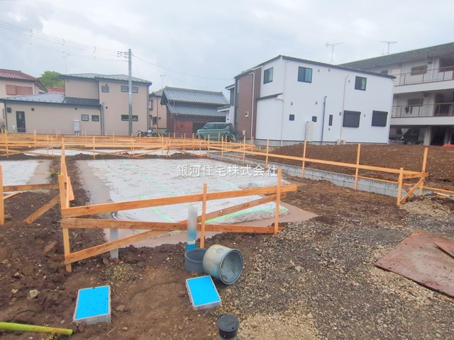 G00375772 千葉県習志野市藤崎２丁目 新築一戸建て 5290万円 土地面積110.00m² (約33.27坪) 建物面積97.40m² (約29.46坪) 間取り３ＳＬＤＫ 築年月2025年08月【外観16】