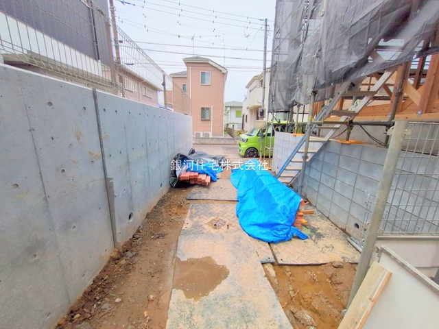 G00375784 東京都町田市成瀬台１丁目 新築一戸建て 4699万円 土地面積120.04m² (約36.31坪) 建物面積107.64m² (約32.56坪) 間取り４ＬＤＫ 築年月2025年07月【外観16】