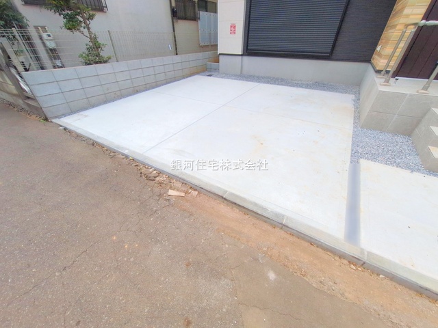G00375804 東京都西東京市新町５丁目 新築一戸建て 7199万円 土地面積119.59m² (約36.17坪) 建物面積105.08m² (約31.78坪) 間取り３ＬＤＫ 築年月2025年05月(築１年以内)【外観14】