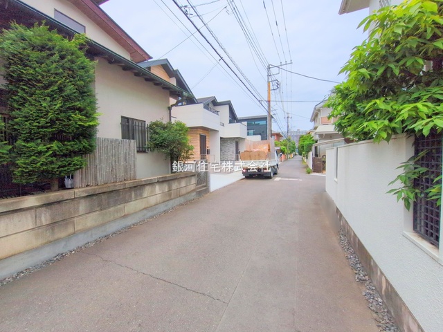 G00375804 東京都西東京市新町５丁目 新築一戸建て 7199万円 土地面積119.59m² (約36.17坪) 建物面積105.08m² (約31.78坪) 間取り３ＬＤＫ 築年月2025年05月(築１年以内)【外観16】