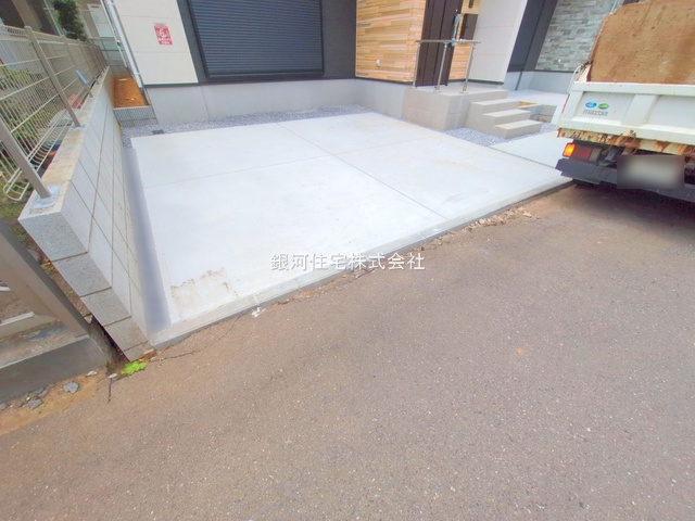 G00375804 東京都西東京市新町５丁目 新築一戸建て 7199万円 土地面積119.59m² (約36.17坪) 建物面積105.08m² (約31.78坪) 間取り３ＬＤＫ 築年月2025年05月(築１年以内)【外観17】