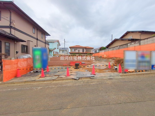 G00375810 東京都八王子市めじろ台１丁目 新築一戸建て 6390万円 土地面積283.00m² (約85.60坪) 建物面積107.78m² (約32.60坪) 間取り４ＬＤＫ 築年月2025年09月【外観7】