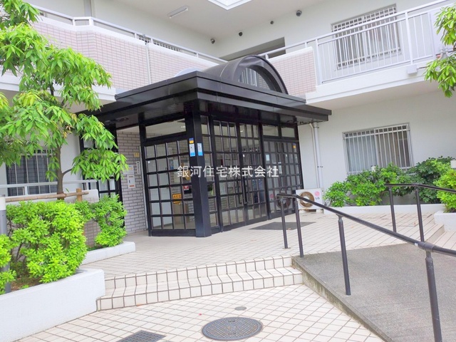 G00375821 埼玉県蕨市南町４丁目 中古マンション 3180万円 専有面積83.20m² (約25.16坪) 間取り４ＬＤＫ 所在階1階 築年月1987年02月(築38年)【外観3】