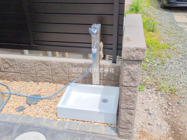 G00375842 埼玉県さいたま市浦和区元町２丁目 新築一戸建て 6190万円 土地面積56.71m² (約17.15坪) 建物面積99.68m² (約30.15坪) 間取り２ＳＬＤＫ 築年月2025年06月(築１年以内)【外観6】