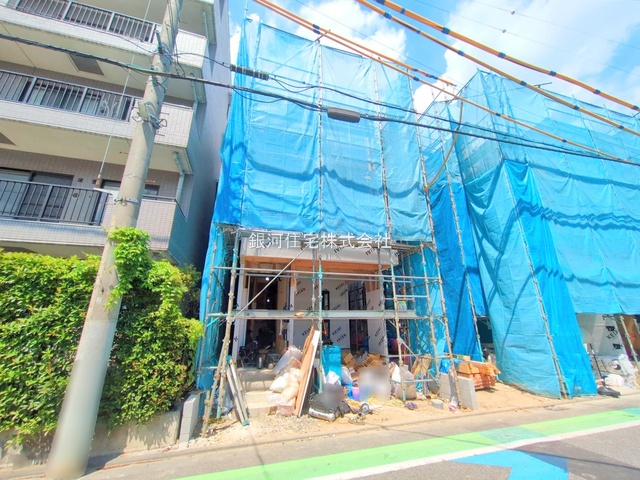 G00376742 埼玉県さいたま市南区根岸５丁目 新築一戸建て 6599万円 土地面積64.65m² (約19.55坪) 建物面積116.12m² (約35.12坪) 間取り４ＬＤＫ 築年月2025年09月【外観2】