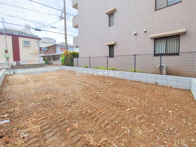 G00376742 埼玉県さいたま市南区根岸５丁目 新築一戸建て 6599万円 土地面積64.65m² (約19.55坪) 建物面積116.12m² (約35.12坪) 間取り４ＬＤＫ 築年月2025年09月【外観11】