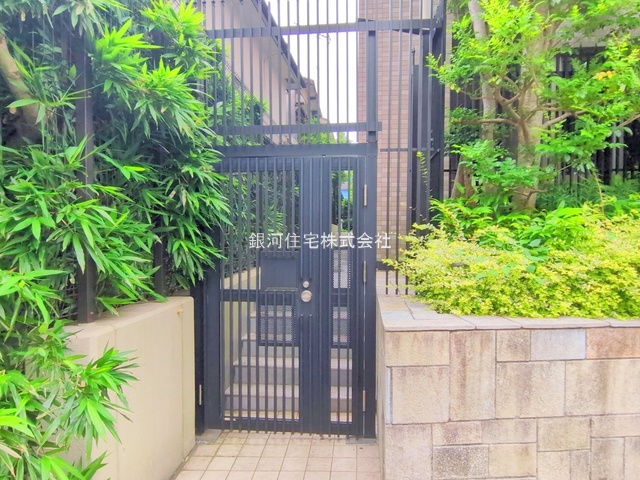 G00377185 神奈川県川崎市宮前区宮崎１丁目 中古マンション 7680万円 専有面積70.37m² (約21.28坪) 間取り３ＬＤＫ 所在階2階 築年月2014年07月(築10年)【外観4】