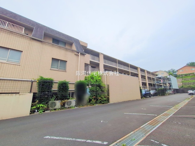 G00377185 神奈川県川崎市宮前区宮崎１丁目 中古マンション 7680万円 専有面積70.37m² (約21.28坪) 間取り３ＬＤＫ 所在階2階 築年月2014年07月(築10年)【外観13】