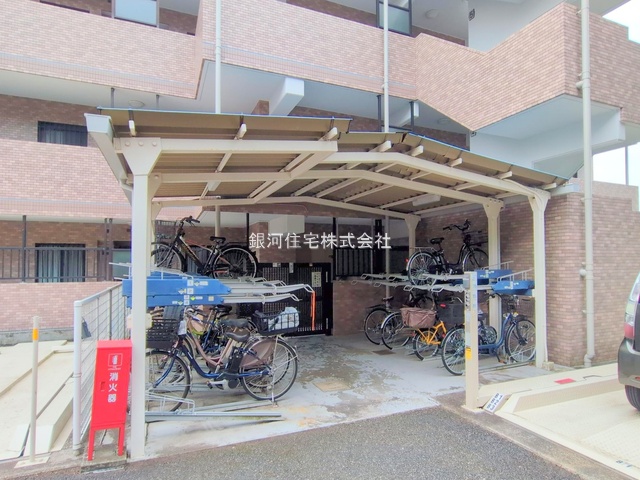 G00377187 神奈川県横浜市鶴見区岸谷３丁目 中古マンション 3180万円 専有面積55.97m² (約16.93坪) 間取り２ＬＤＫ 所在階4階 築年月1995年01月(築30年)【外観10】