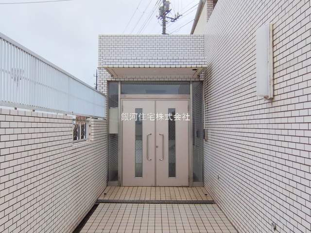 G00377188 神奈川県横浜市港南区港南１丁目 中古マンション 3380万円 専有面積54.08m² (約16.35坪) 間取り２ＬＤＫ 所在階5階 築年月1987年08月(築37年)【外観12】