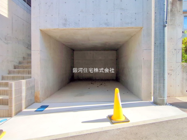 G00377462 神奈川県横浜市港南区港南１丁目 新築一戸建て 4580万円 土地面積73.33m² (約22.18坪) 建物面積77.62m² (約23.48坪) 間取り２ＳＬＤＫ 築年月2025年09月(築１年以内)【外観17】