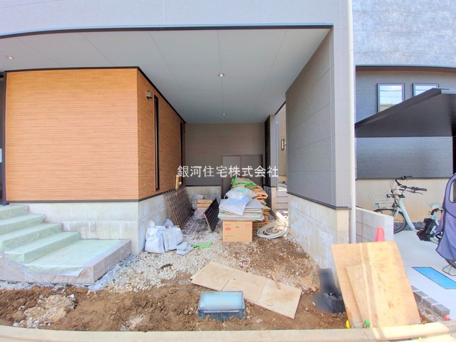 G00377719 埼玉県さいたま市浦和区本太５丁目 新築一戸建て 6980万円 土地面積80.24m² (約24.27坪) 建物面積125.73m² (約38.03坪) 間取り２ＳＬＤＫ 築年月2025年08月【外観12】