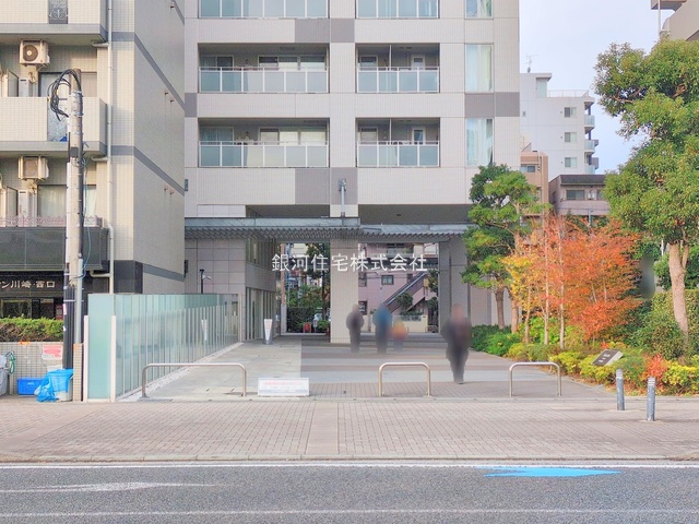 G00378001 神奈川県川崎市幸区中幸町３丁目 中古マンション 6280万円 専有面積41.37m² (約12.51坪) 間取り１ＬＤＫ 所在階3階 築年月2012年02月(築13年)【外観9】