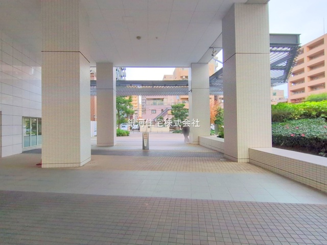 G00378001 神奈川県川崎市幸区中幸町３丁目 中古マンション 6280万円 専有面積41.37m² (約12.51坪) 間取り１ＬＤＫ 所在階3階 築年月2012年02月(築13年)【外観12】
