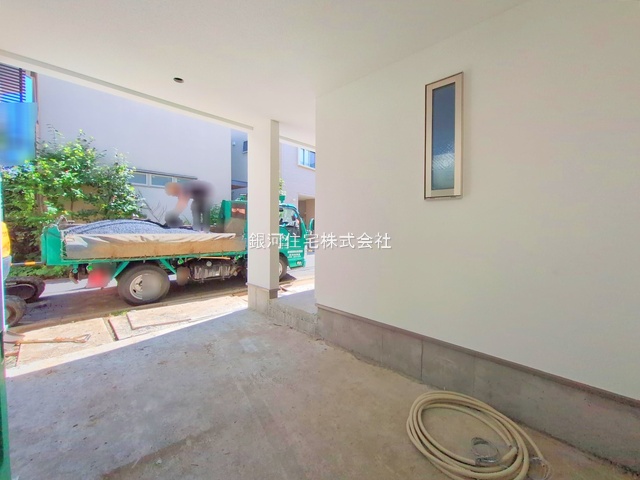 G00378199 東京都荒川区西日暮里１丁目 新築一戸建て 6580万円 土地面積71.08m² (約21.50坪) 建物面積99.95m² (約30.23坪) 間取り３ＳＬＤＫ 築年月2025年08月【外観13】