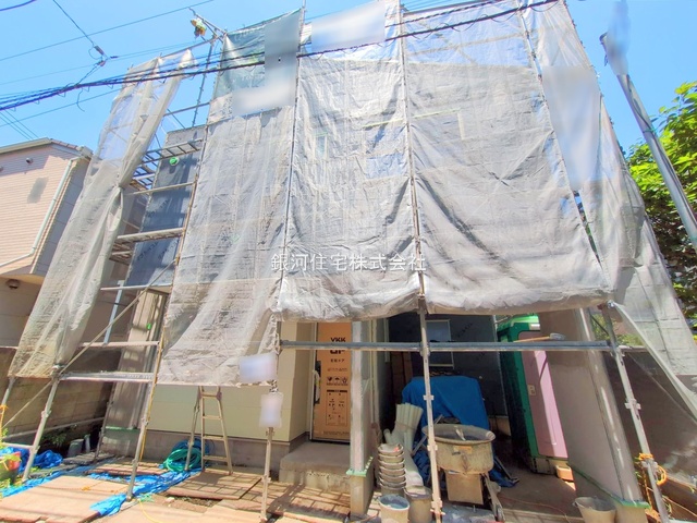 G00378199 東京都荒川区西日暮里１丁目 新築一戸建て 6580万円 土地面積71.08m² (約21.50坪) 建物面積99.95m² (約30.23坪) 間取り３ＳＬＤＫ 築年月2025年08月【外観16】
