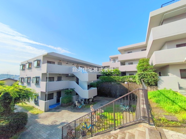 G00379830 神奈川県藤沢市白旗１丁目 中古マンション 2180万円 専有面積59.97m² (約18.14坪) 間取り２ＬＤＫ 所在階3階 築年月1988年07月(築37年)【外観8】
