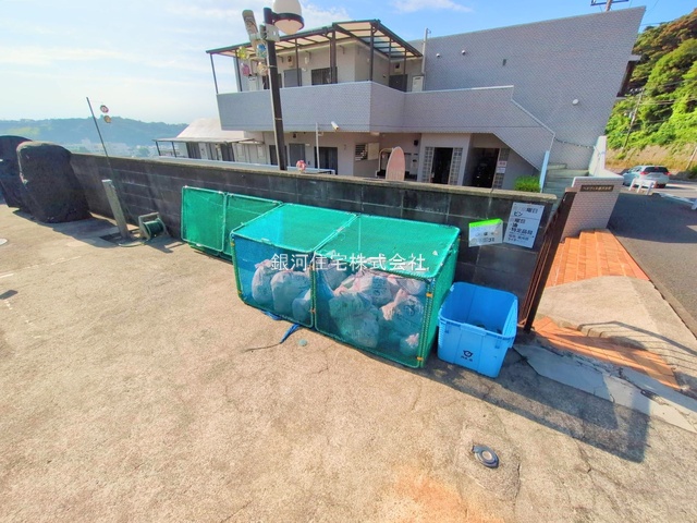 G00379830 神奈川県藤沢市白旗１丁目 中古マンション 2180万円 専有面積59.97m² (約18.14坪) 間取り２ＬＤＫ 所在階3階 築年月1988年07月(築37年)【外観12】